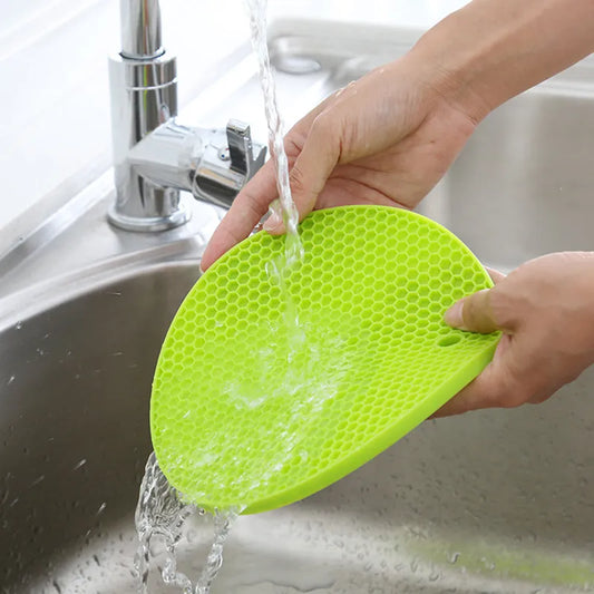 18/14cm Heat Resistant Silicone Mat